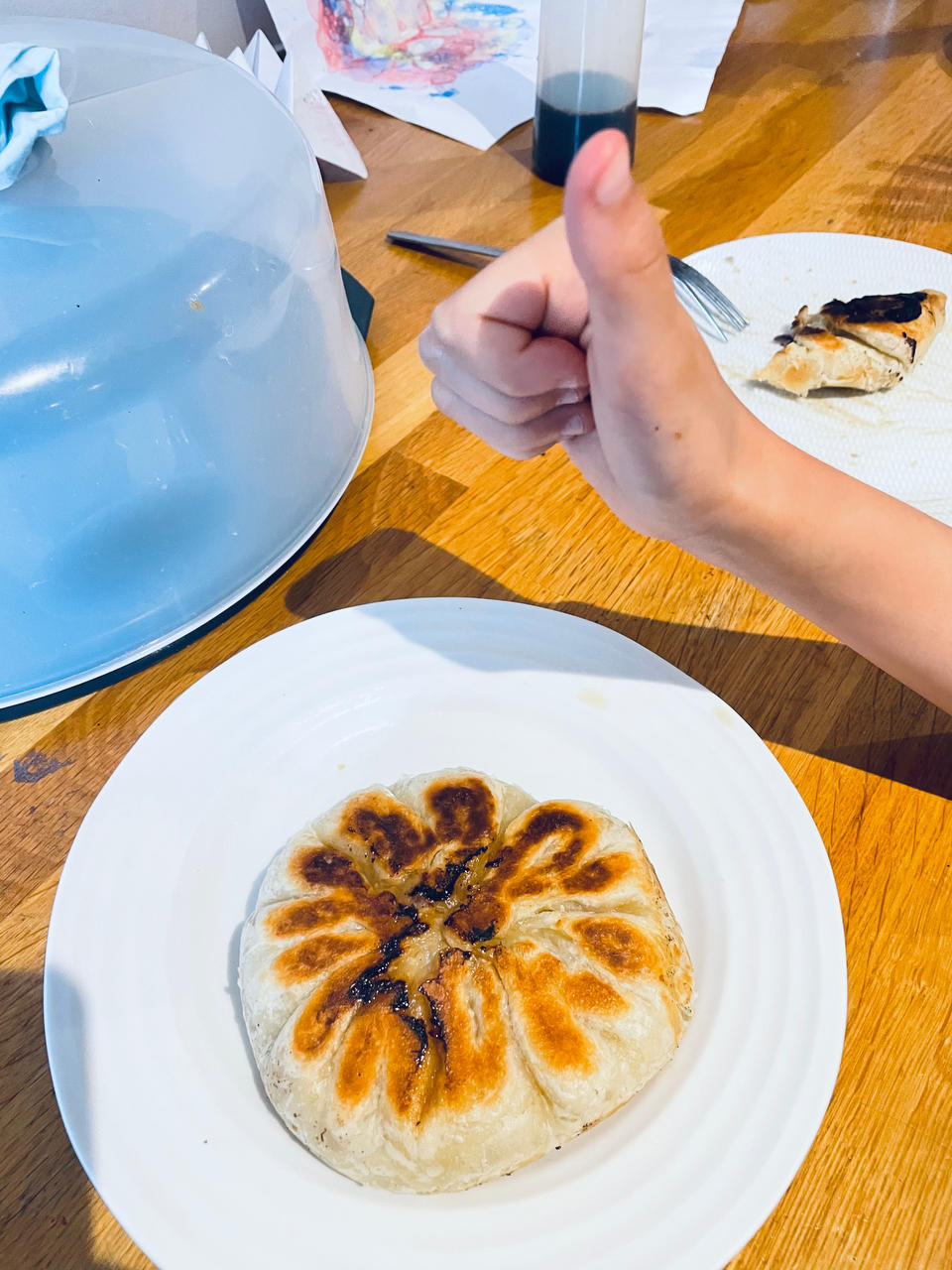 🍕懒人香酥鸡肉饼
      皮薄馅大又多汁