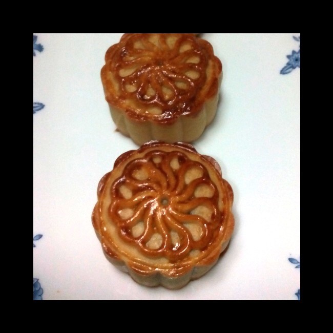 广式月饼——蛋黄莲蓉月饼