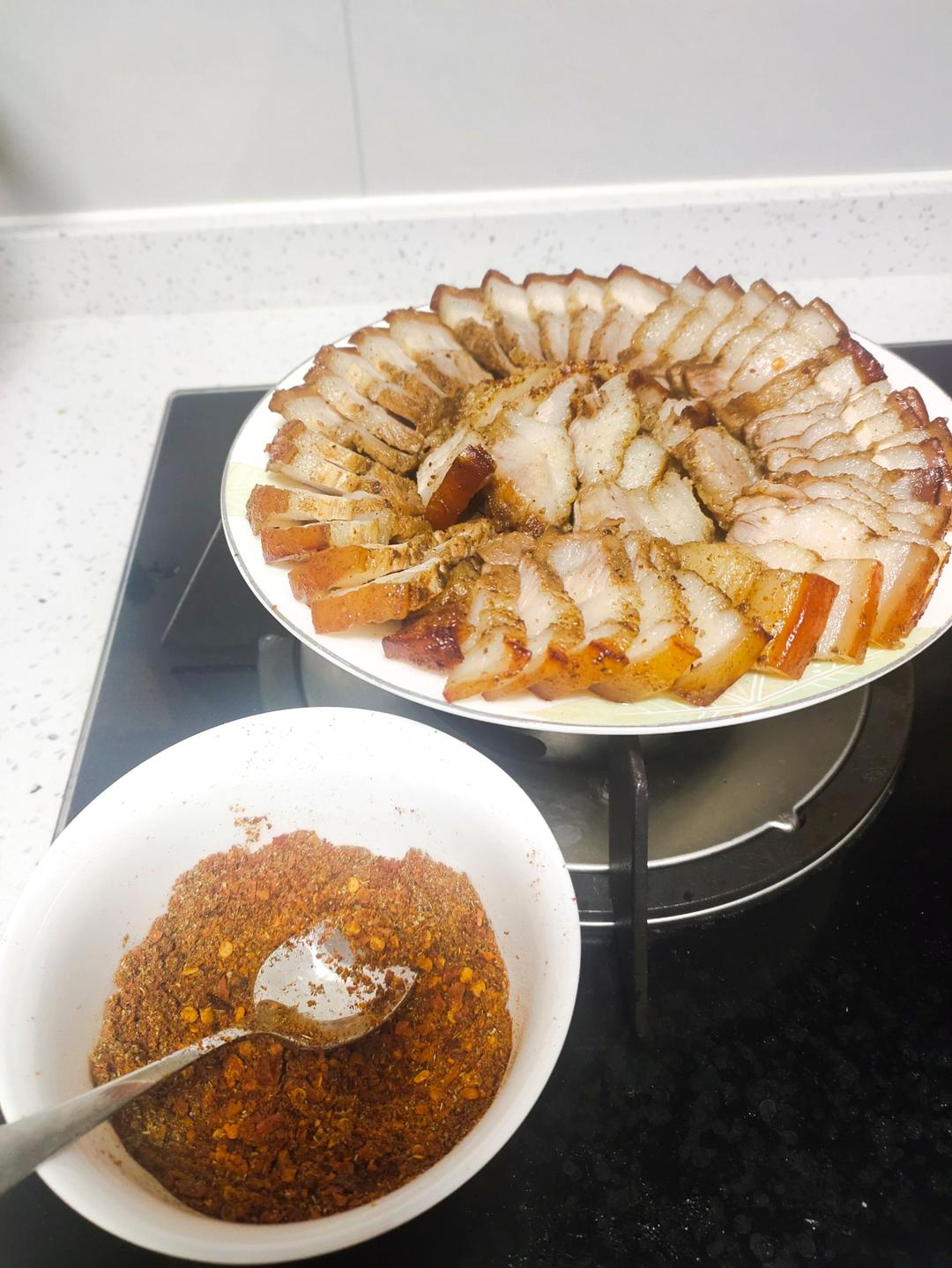 脆皮五花肉