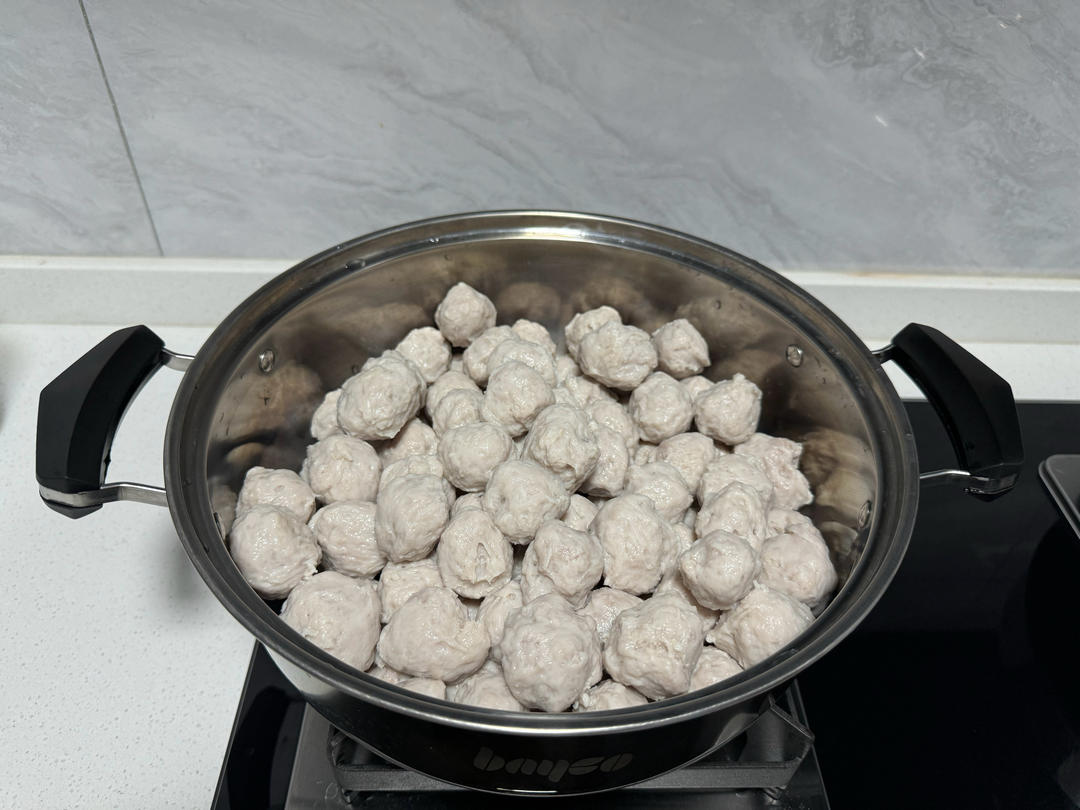 自制Q弹猪肉丸子（破壁机）