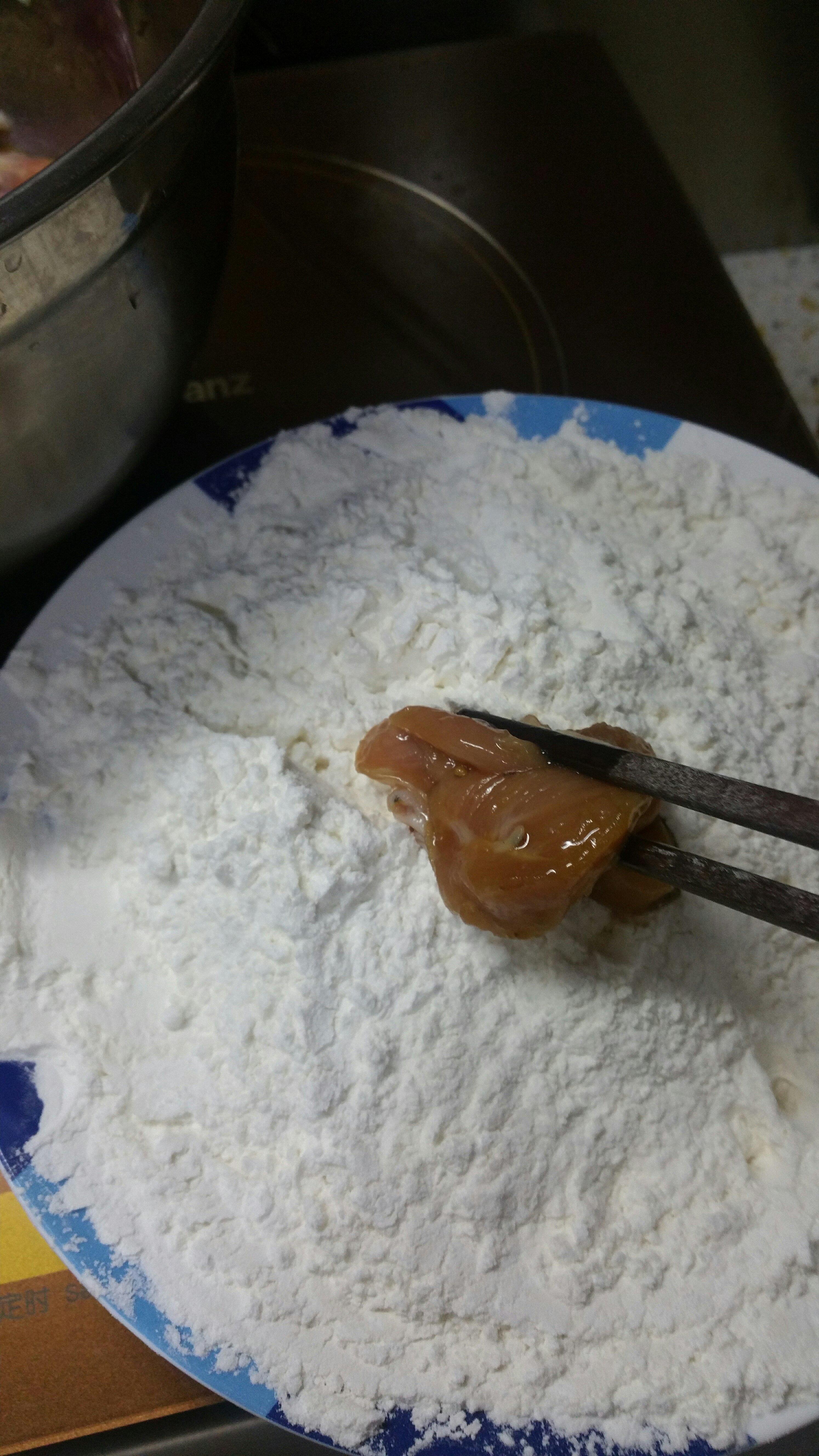 韩式酱汁炸鸡的做法 步骤3
