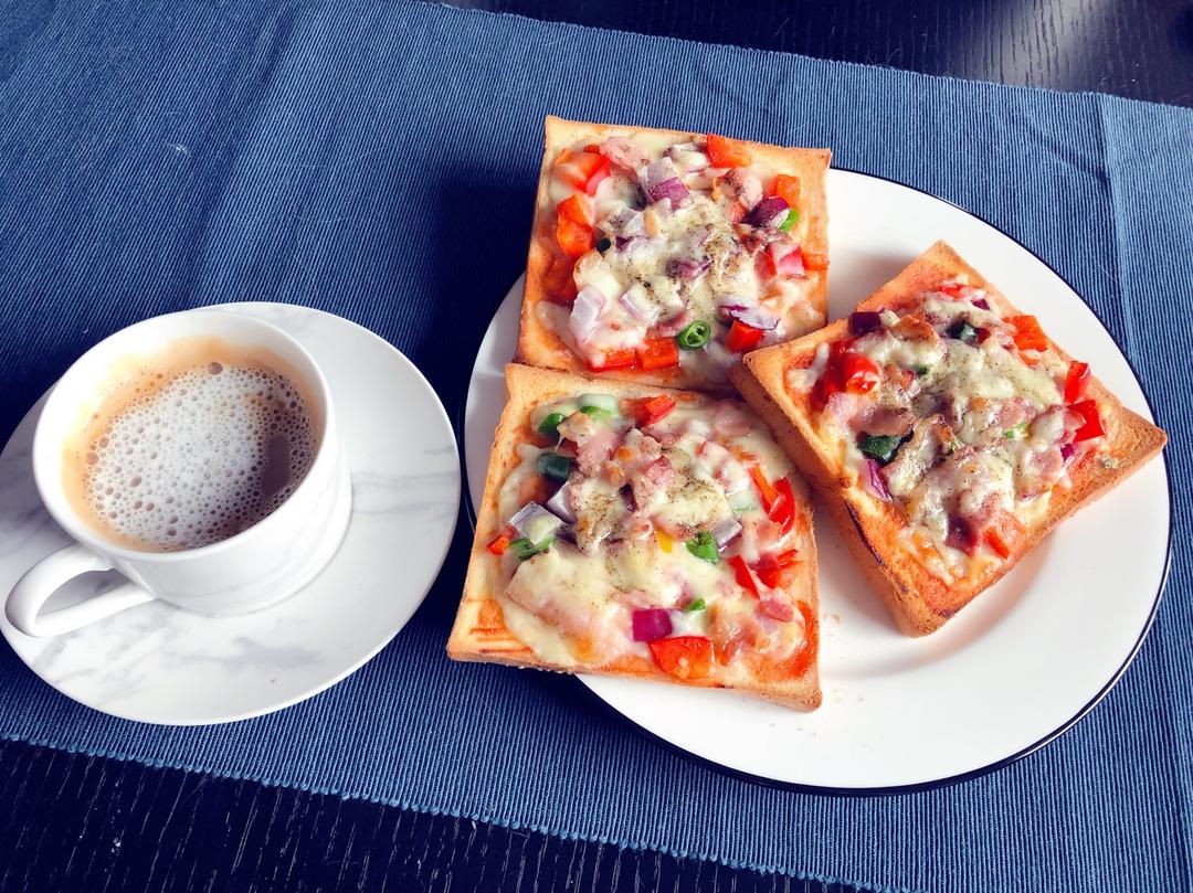 吐司太阳蛋披萨