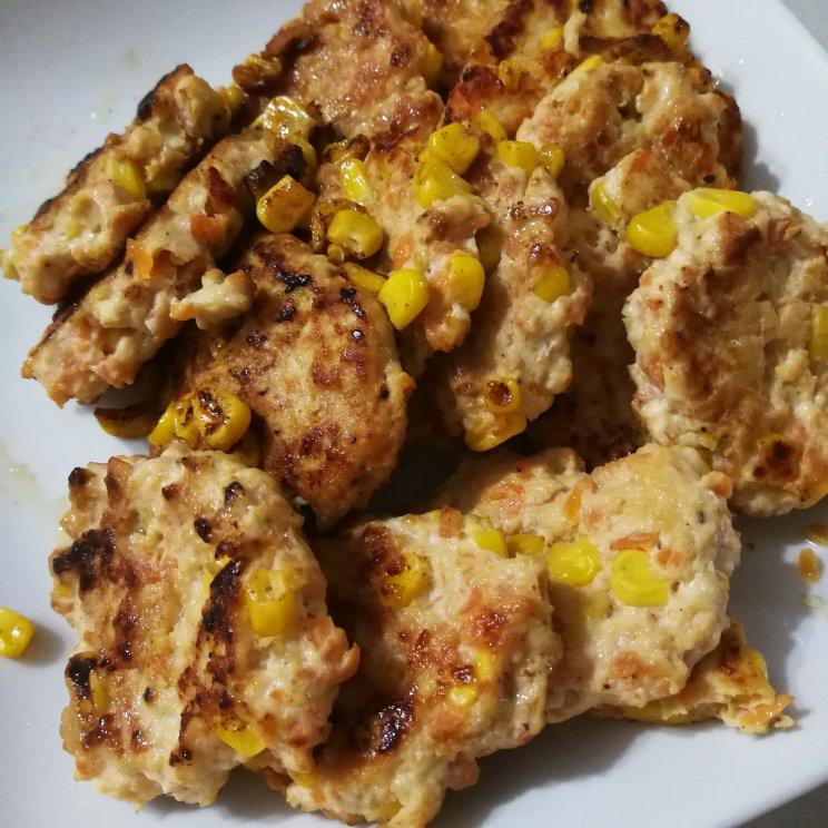 减肥餐低脂鸡胸肉饼