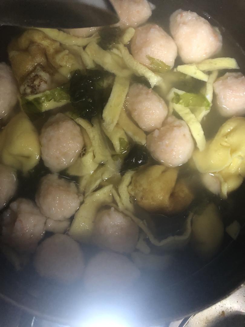 紫菜虾滑汤
