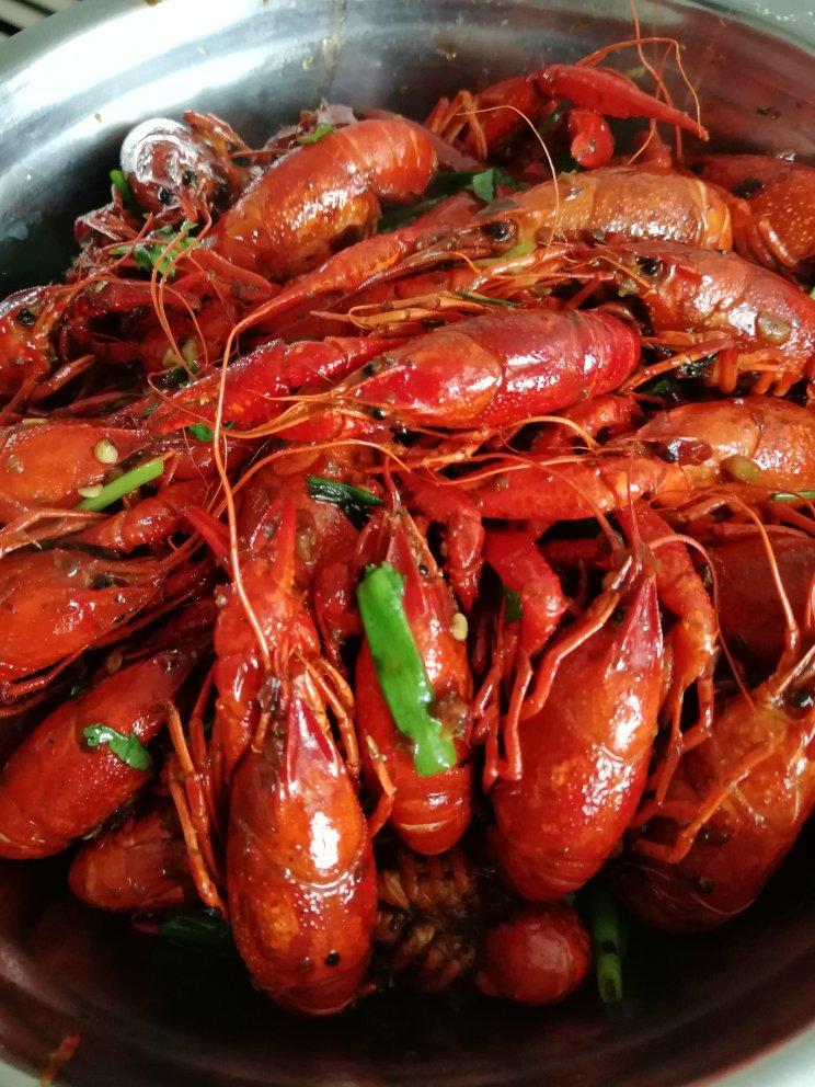 简单零失败的鲜嫩美味——清蒸小龙虾