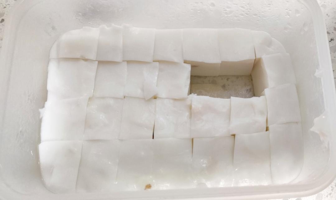 太棒啦！1个方子，做出2道口味一流的甜品！——椰奶小方&炸鲜奶