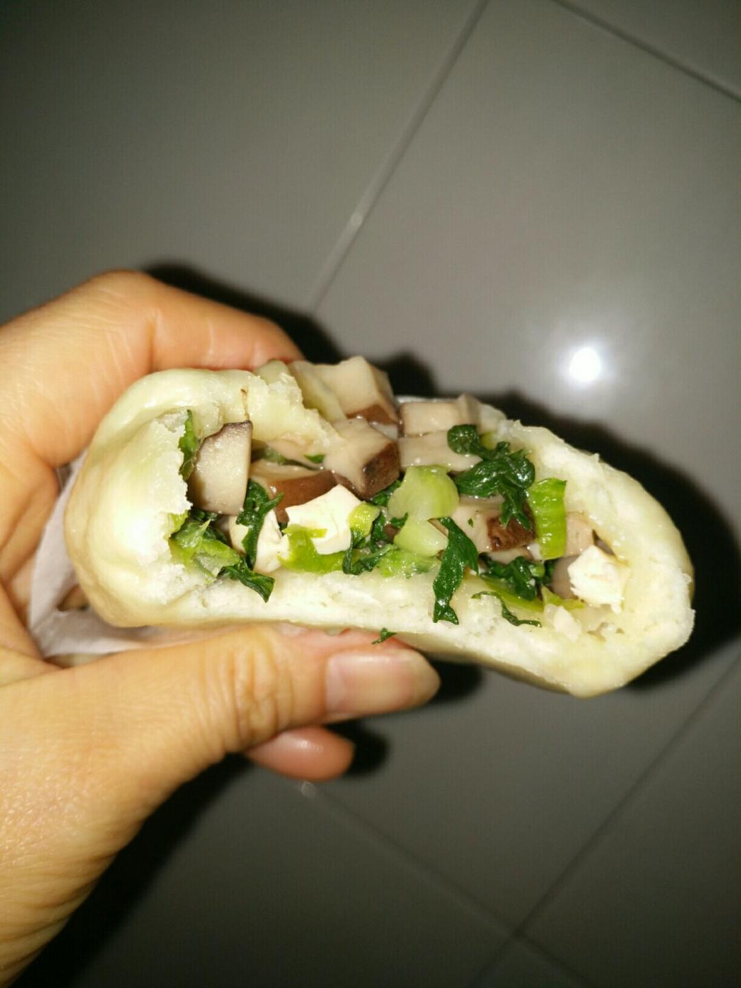 节省一半时间的大包子（另付翠绿菜包子，肉包子，腹黑包子食谱）