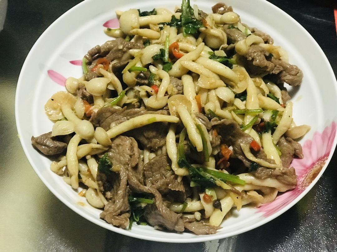 草菇牛肉（米饭杀手系列九）