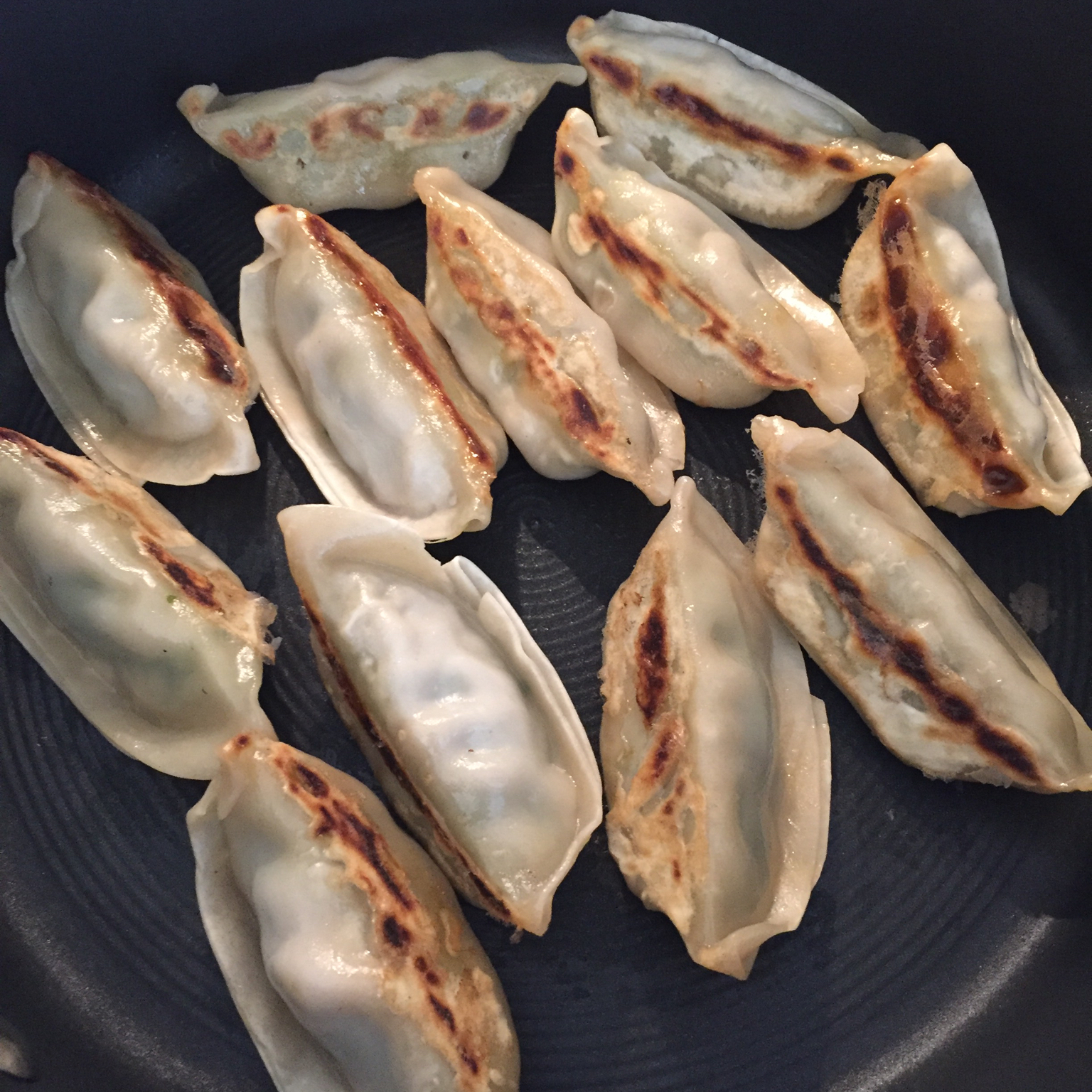 简单速冻煎饺