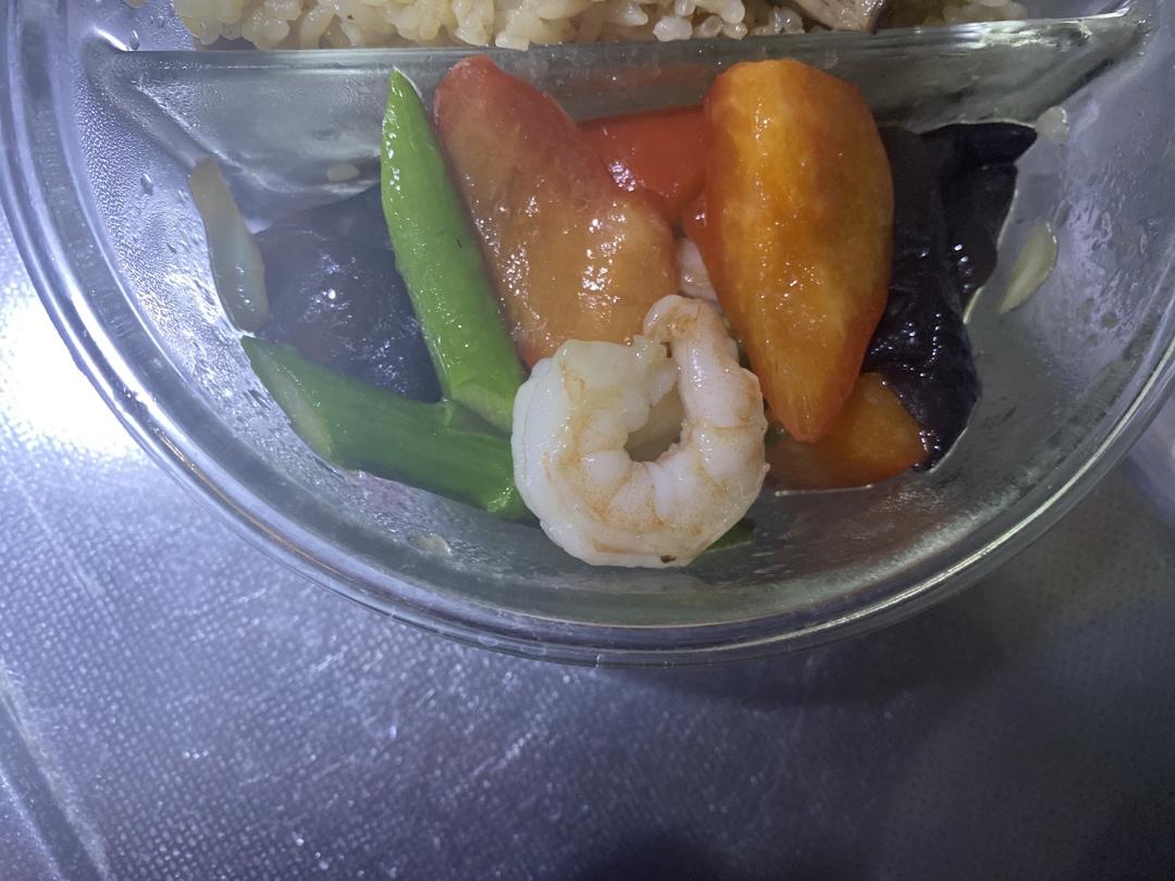 黄油彩椒芦笋炒虾仁