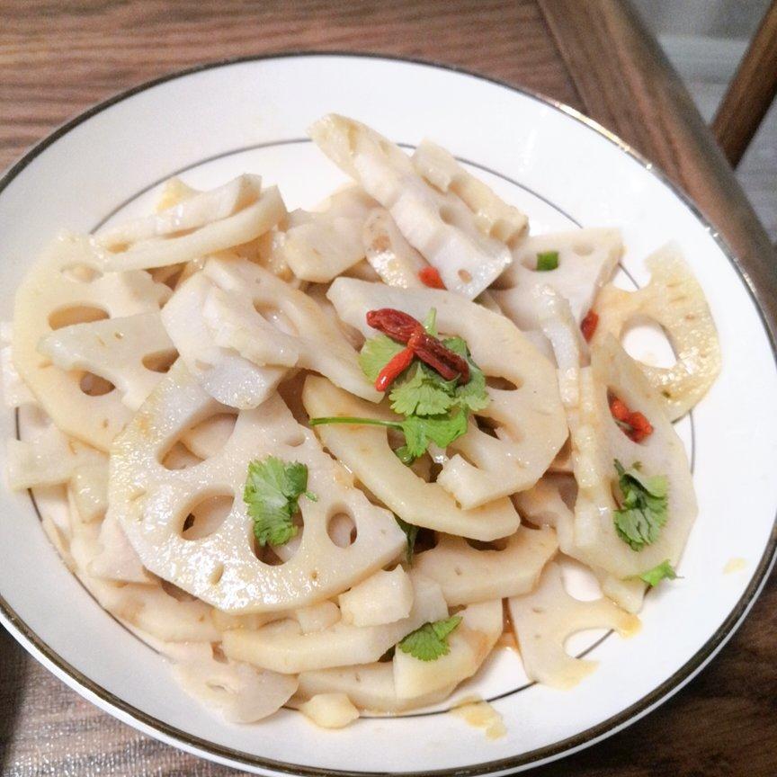 凉拌莲菜