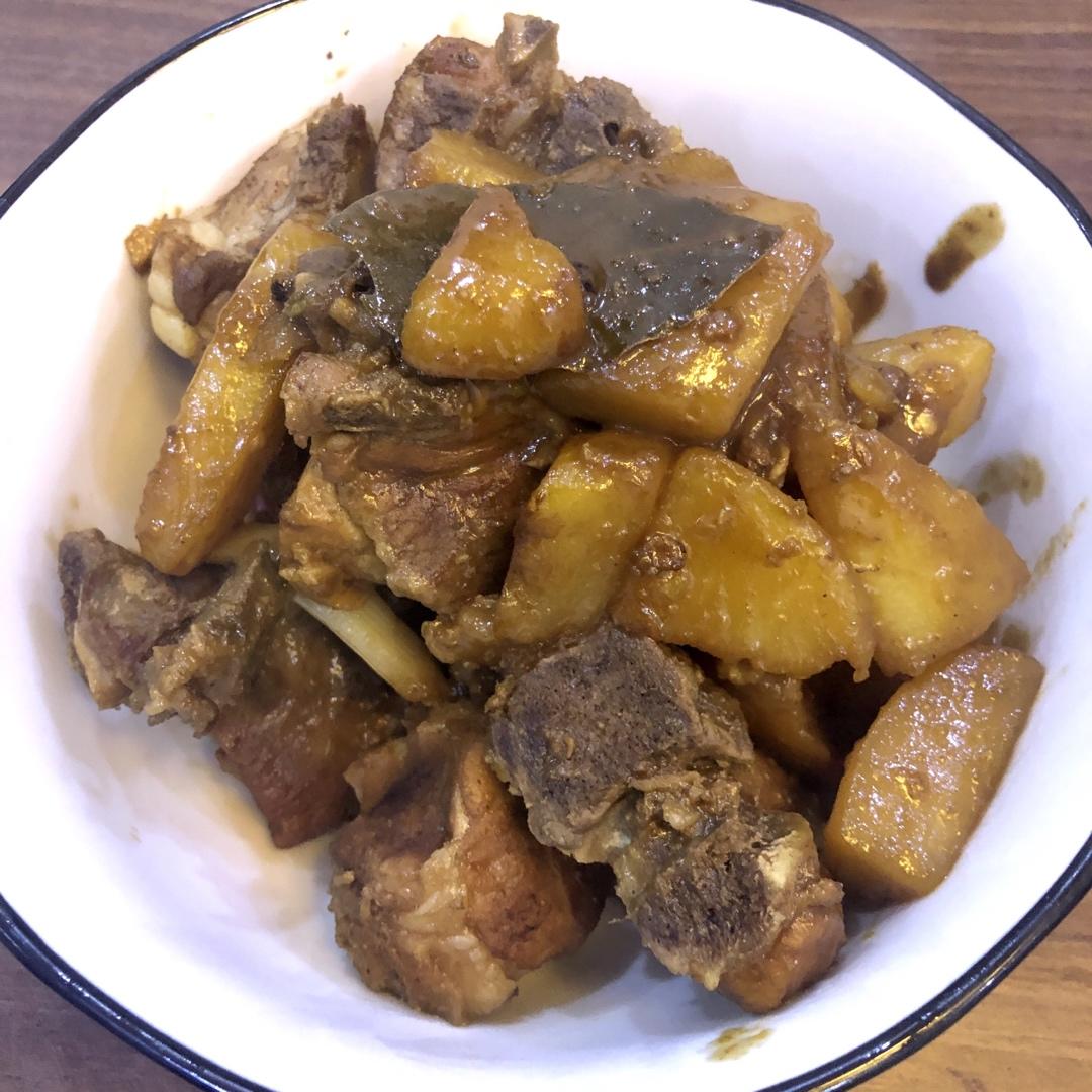土豆炖排骨