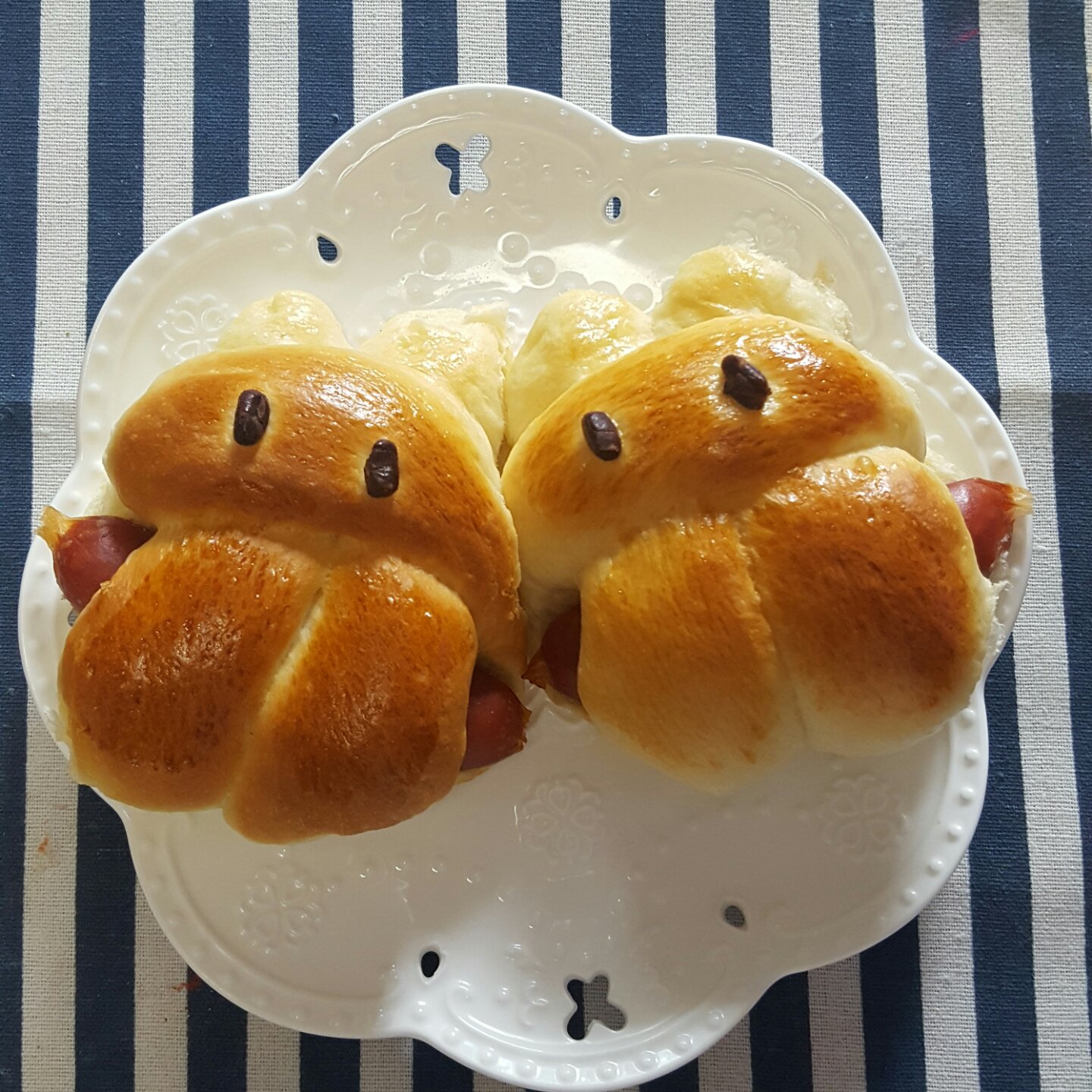 小兔子香肠包