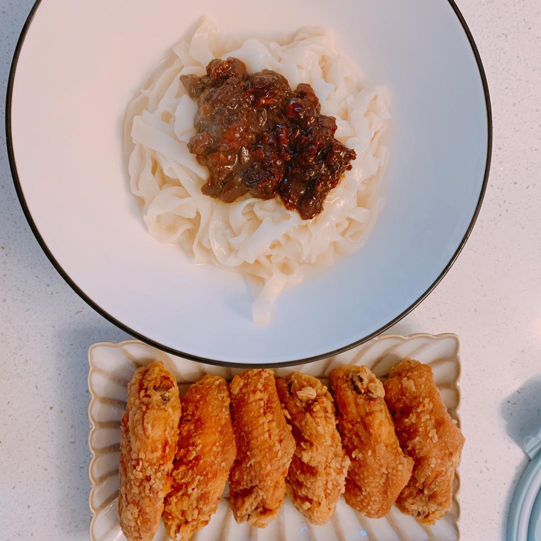 蒜香炸鸡翅