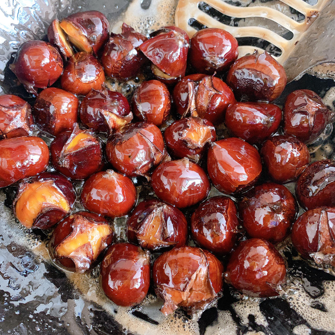 秋天里的美味糖炒板栗