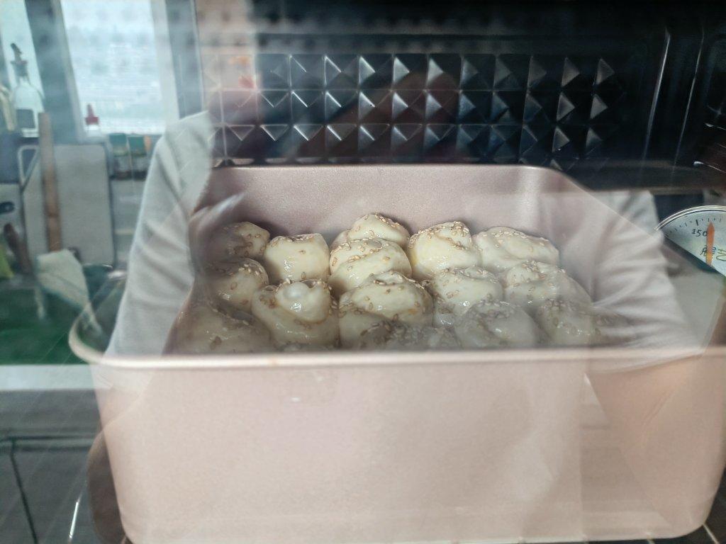 脆底蜂蜜小面包