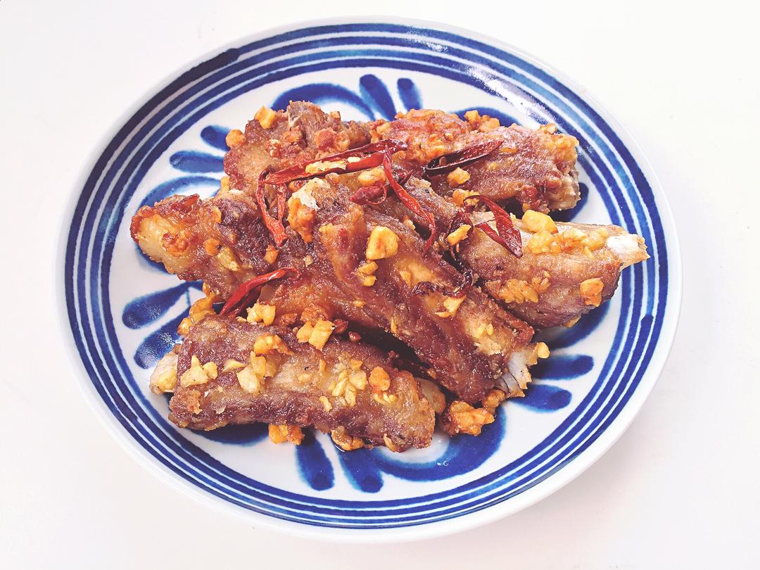 蒜香排骨的做法