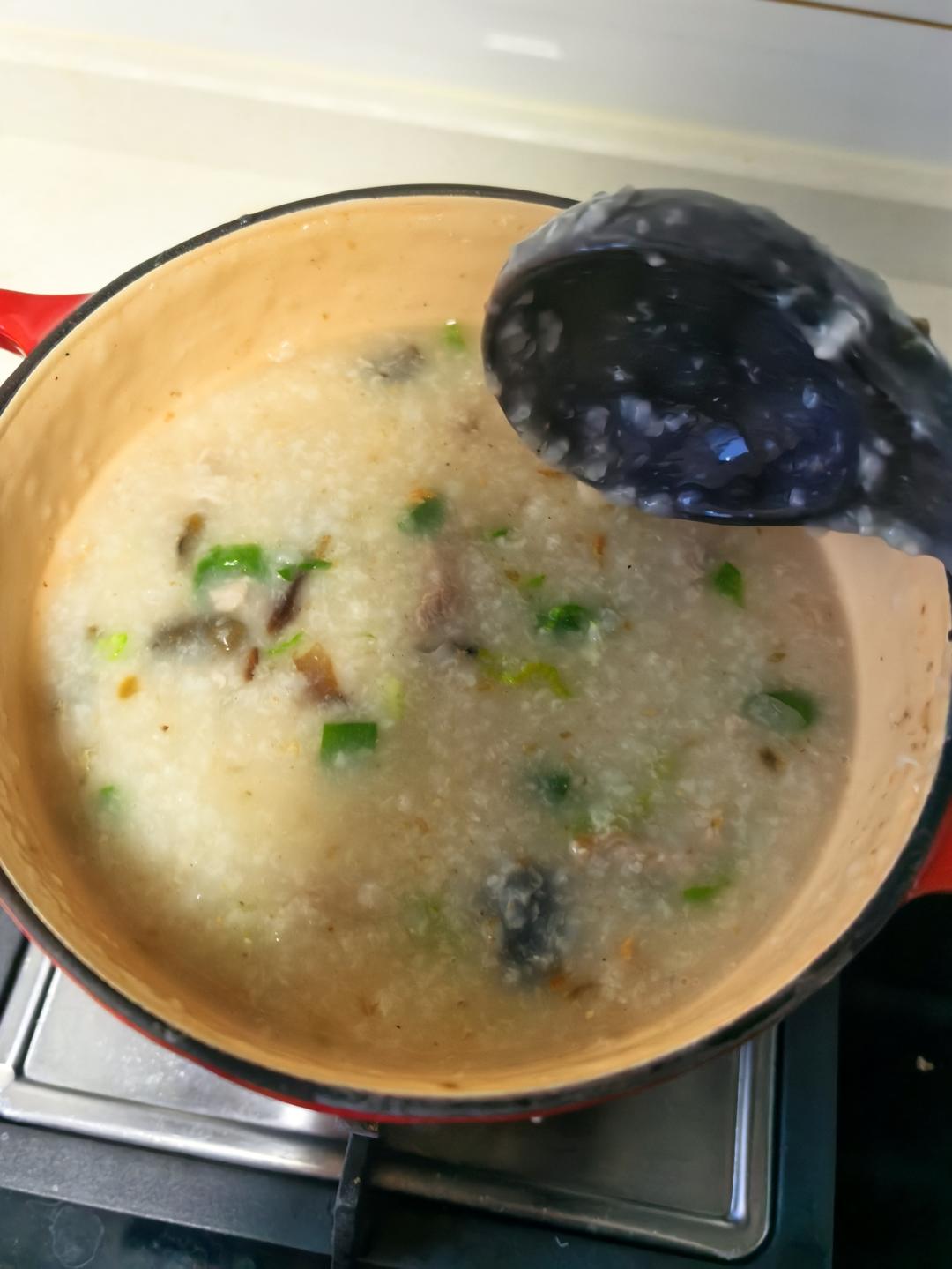 十五分钟快手之香滑皮蛋瘦肉粥(附五分钟电饭煲电压力锅更快捷方法)