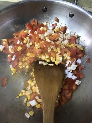 什锦海鲜蔬菜汤的做法 步骤3