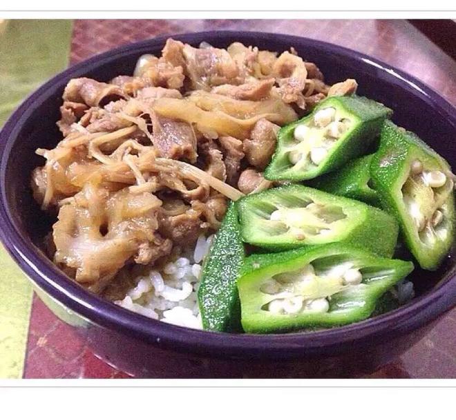 某野家牛肉饭 牛丼的做法