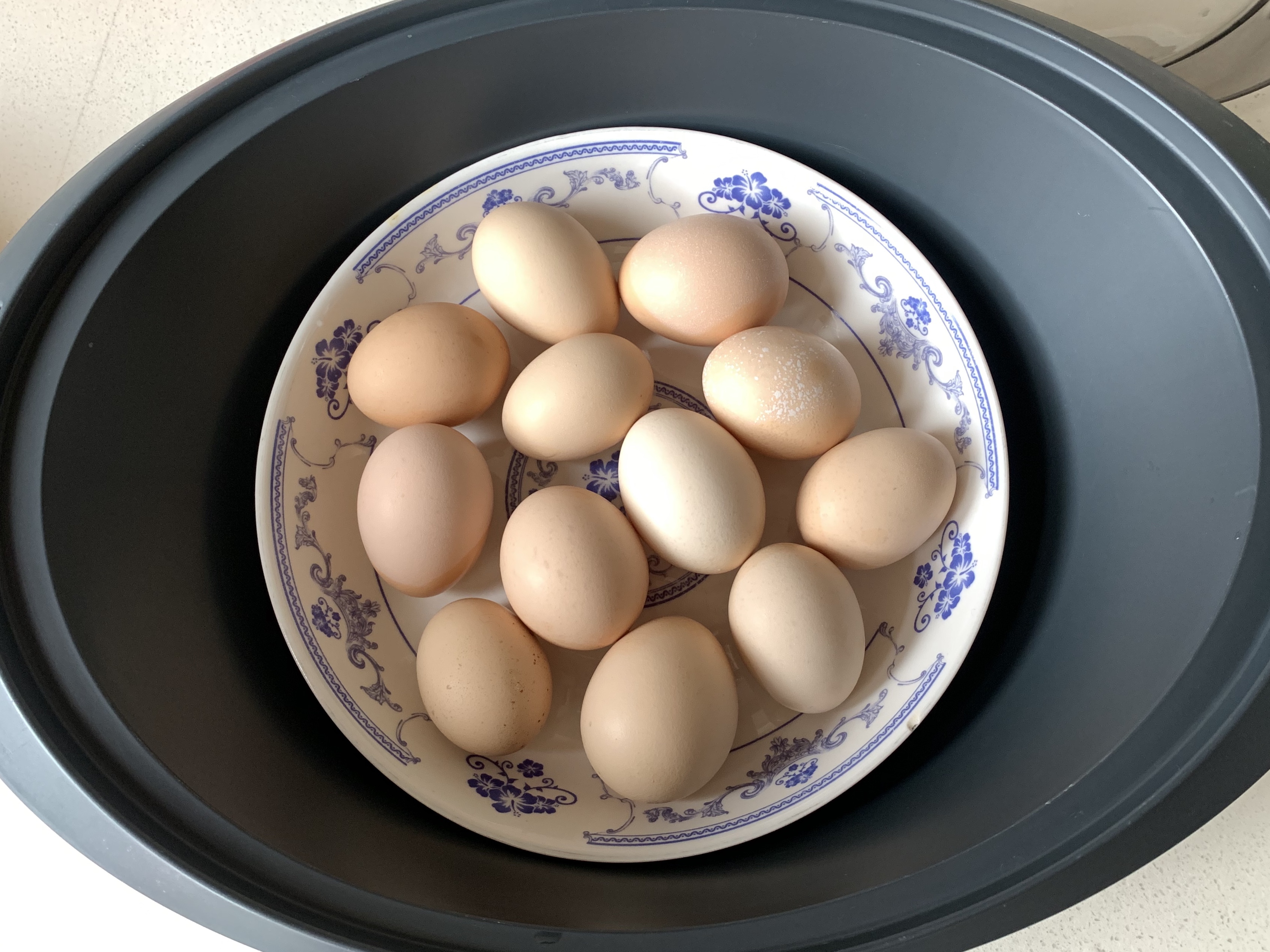 自制五香茶叶蛋，好吃又好做的做法 步骤2