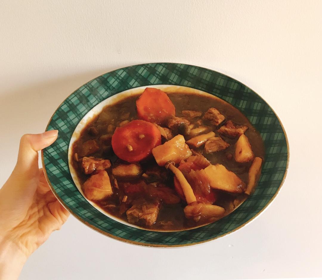 [母亲食谱] 炖牛肉ビーフシチュー🍲Beef Stew的做法