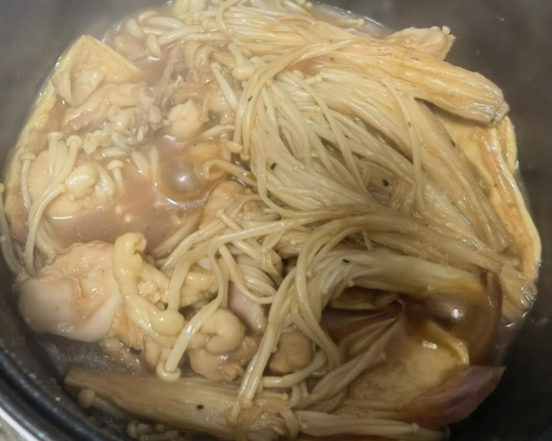 一锅一筷一个人  打工人的快手午餐之嘟嘟煲的做法