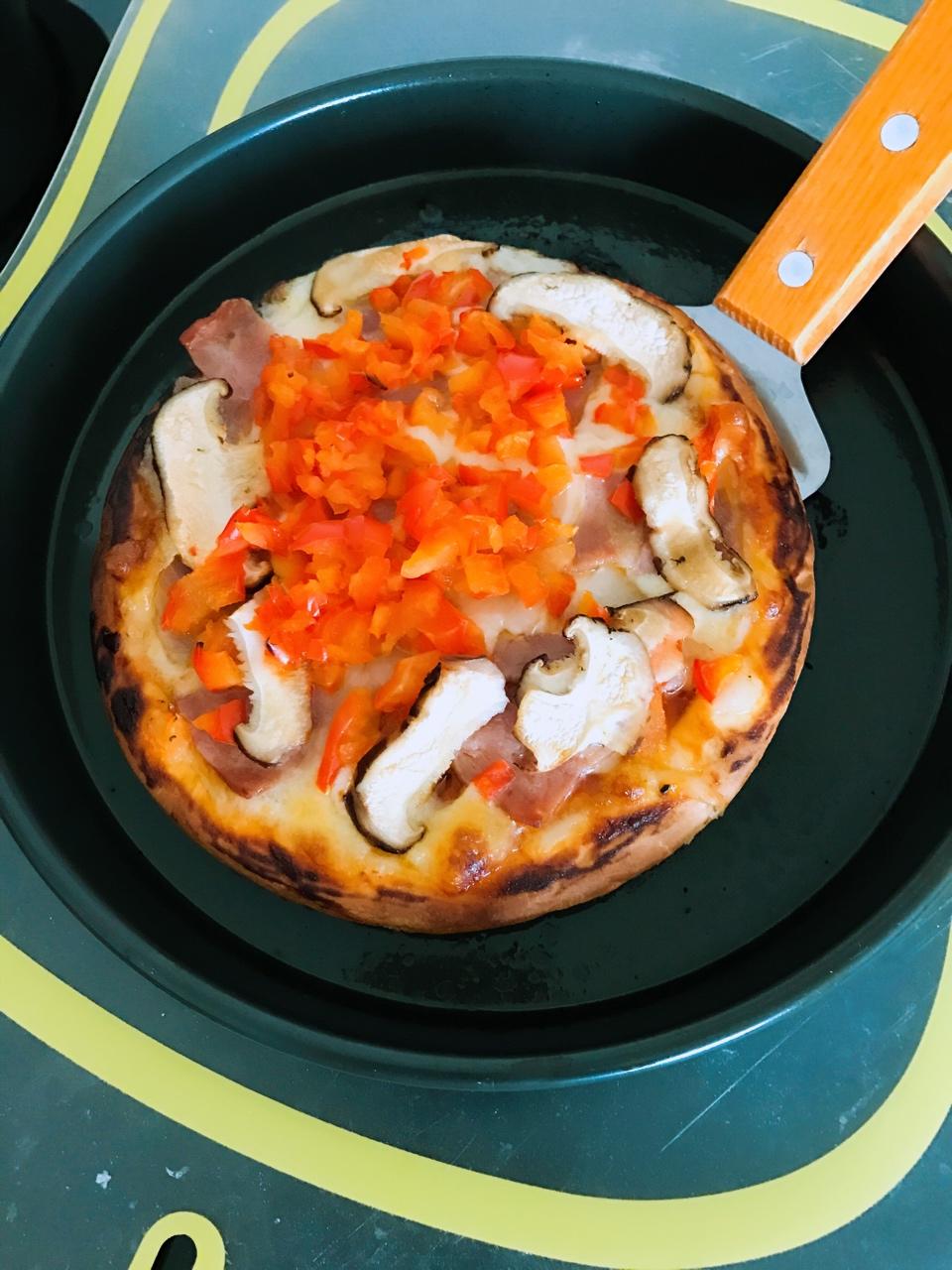 8寸纯手工什锦披萨