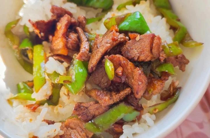 正宗辣椒炒肉