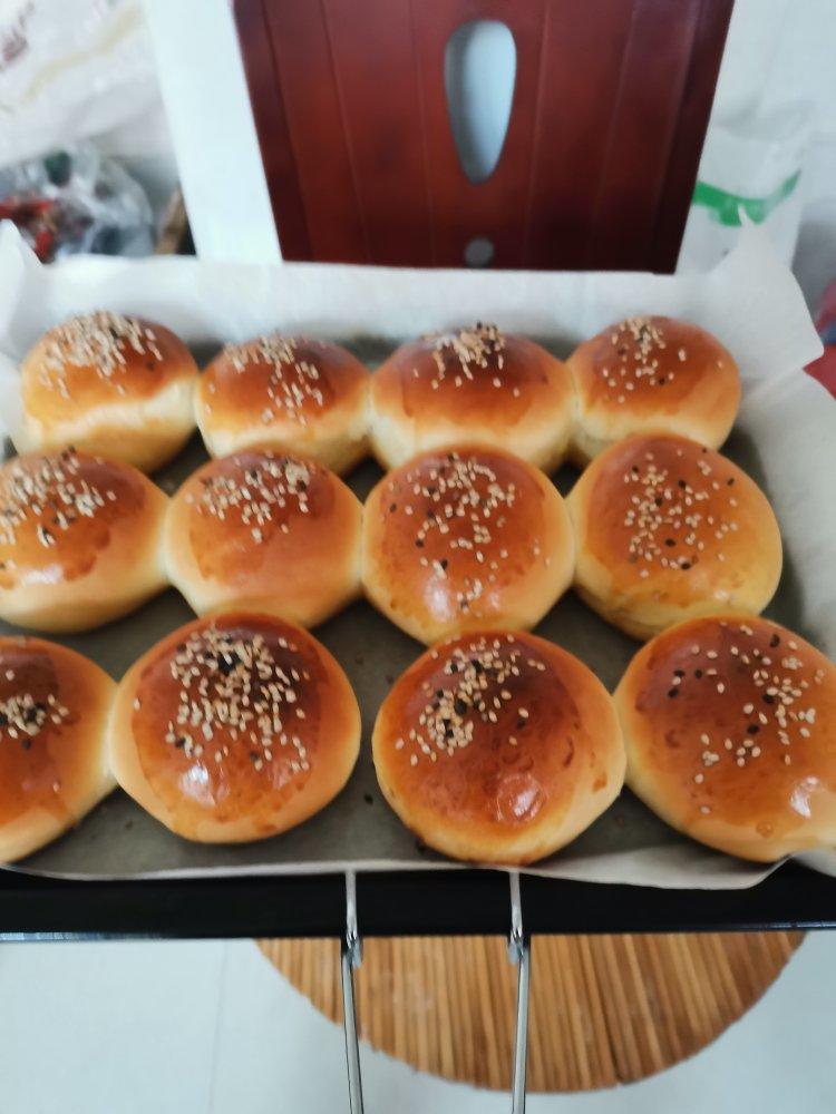 普通面粉做的柔软小餐包