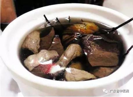 鸡骨草煲猪横脷