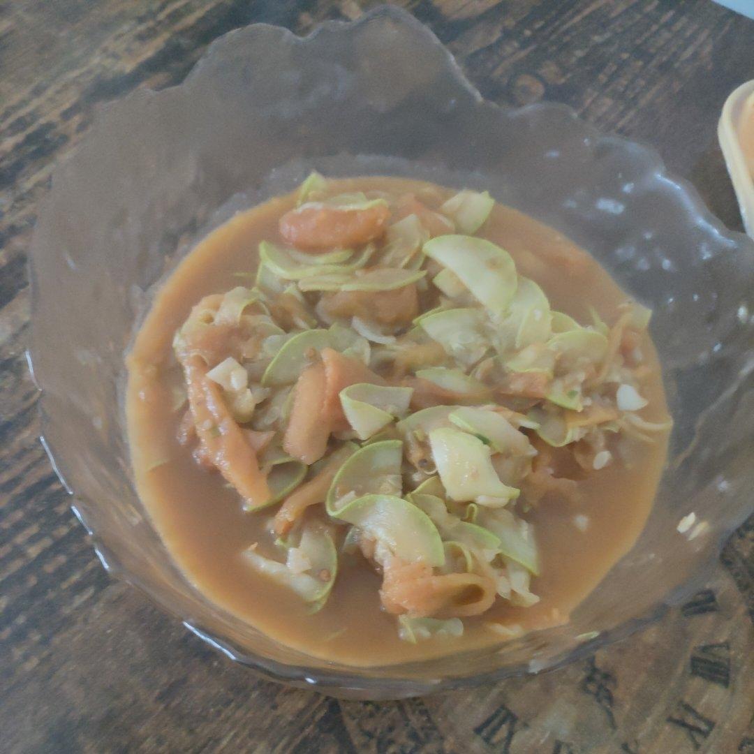 西红柿炒西葫芦