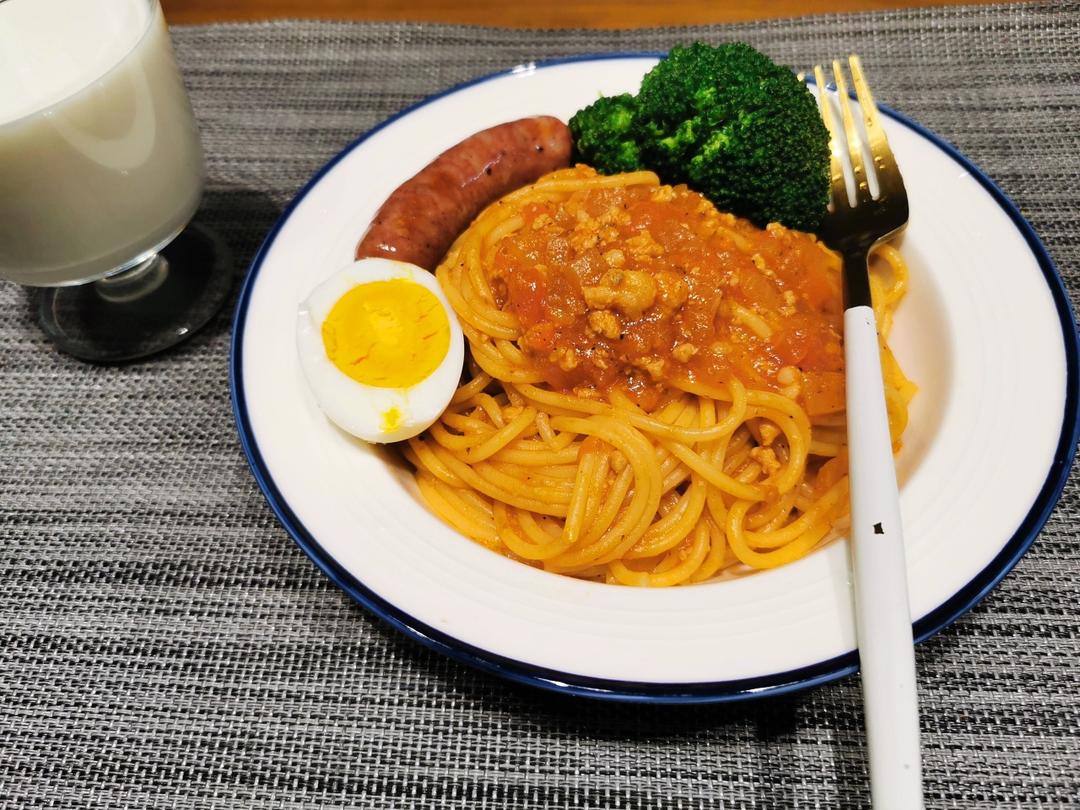 番茄肉酱意面