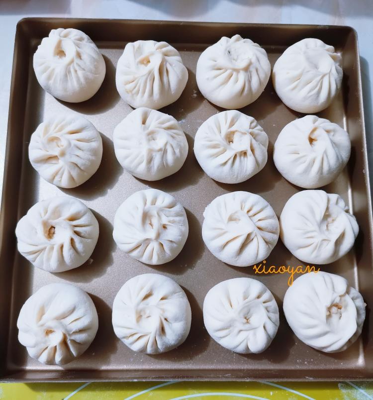 【原创】（可商用、家用）鲜美多汁葱香大肉包子