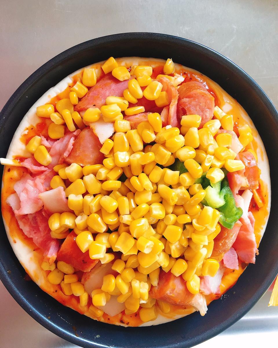 芝心培根香肠pizza