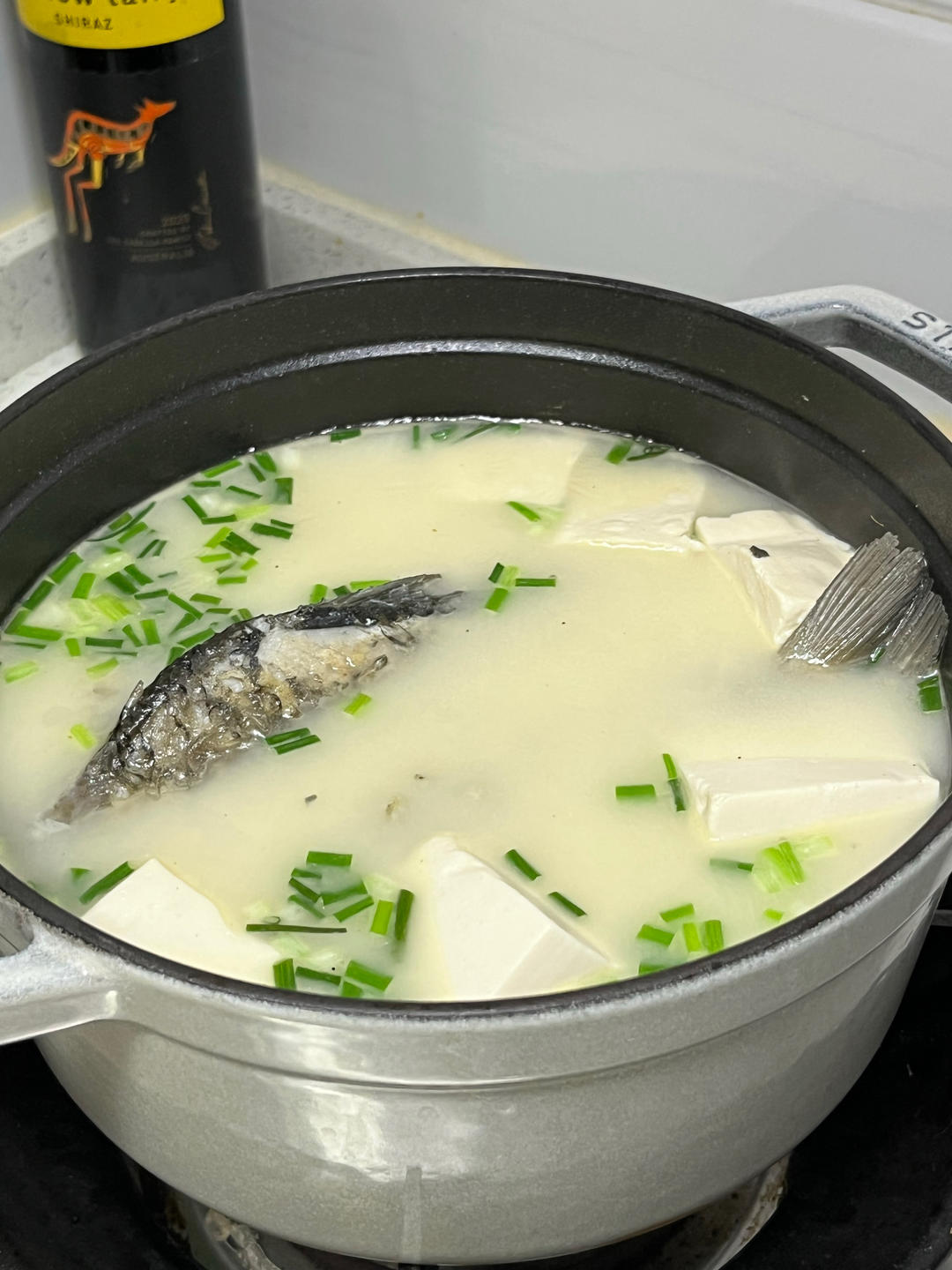 奶白鲫鱼豆腐汤|一条鱼最后的温柔