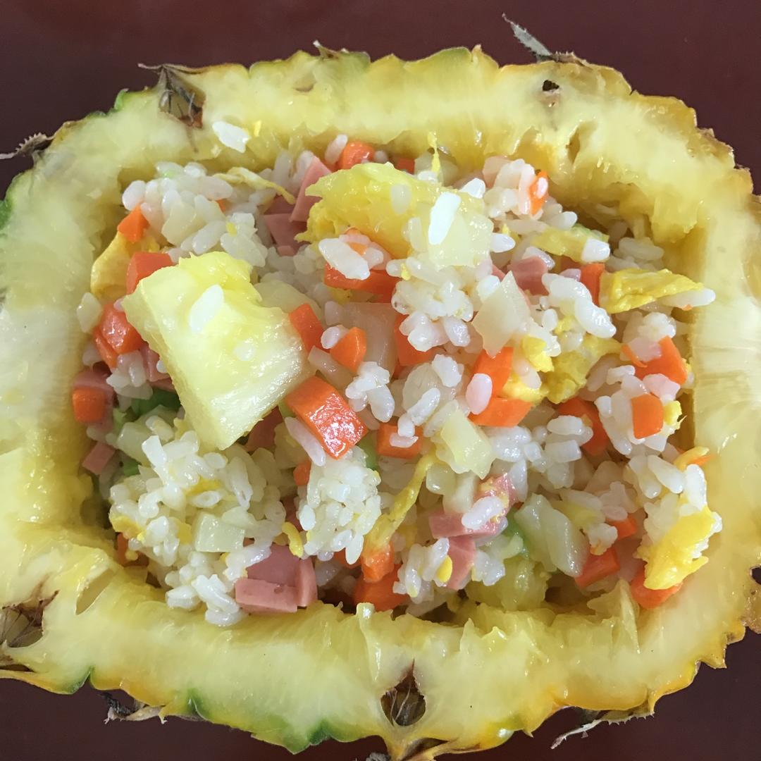 菠萝炒饭