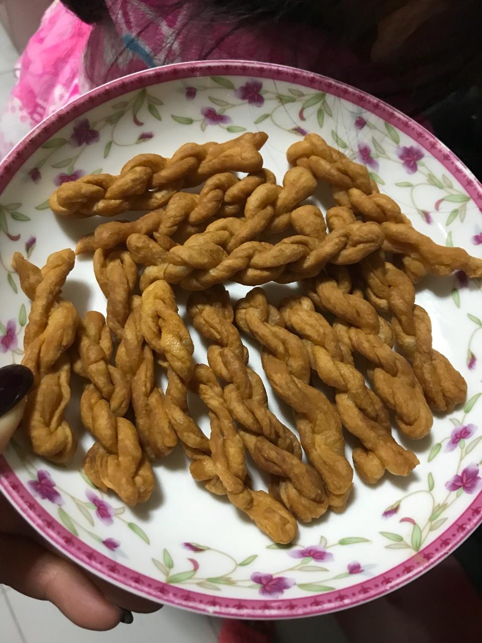 鸡蛋小麻花