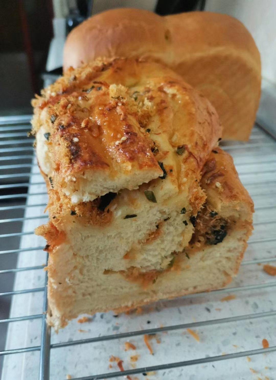 香葱肉松手撕吐司