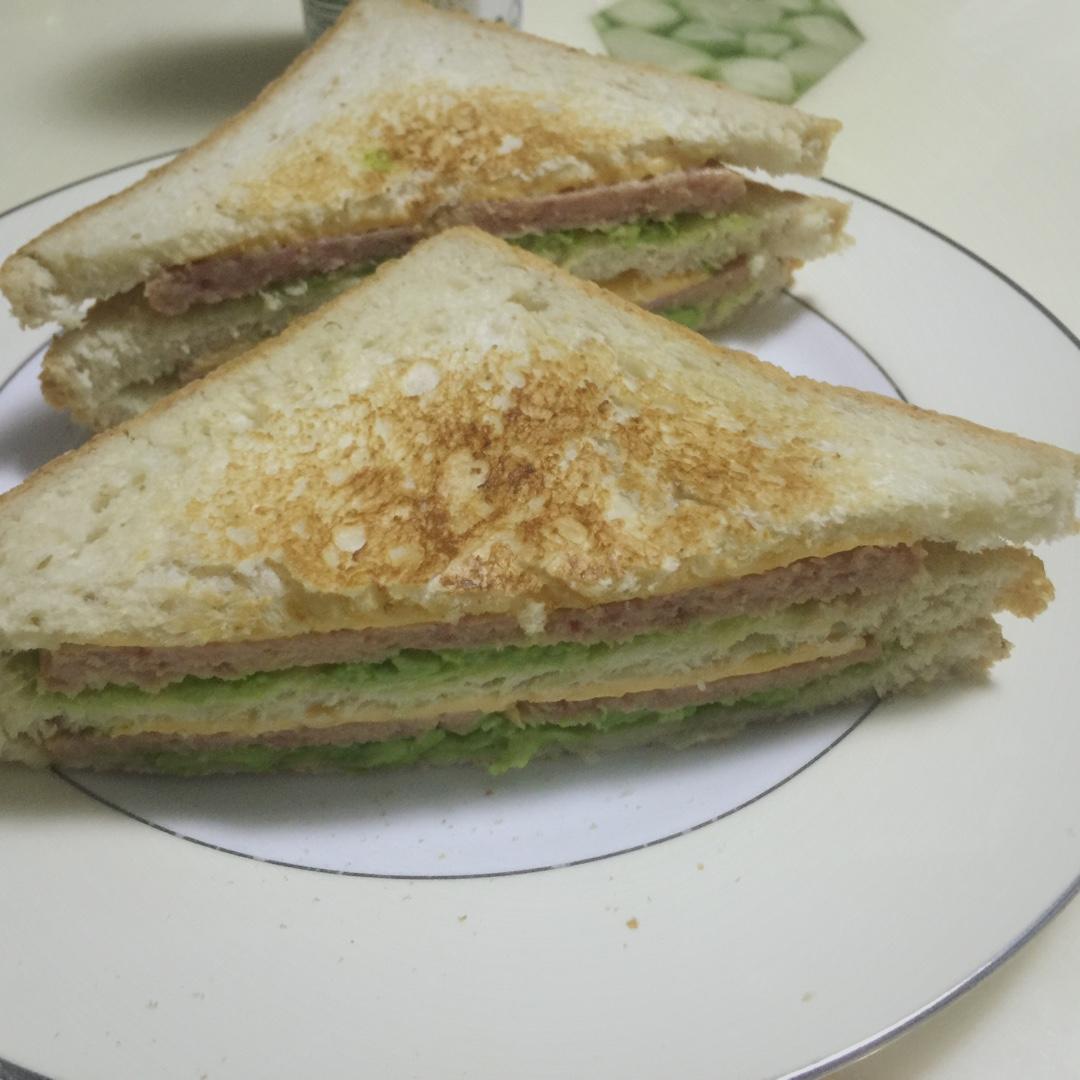 牛油果早餐三明治 Avocado Breakfast Toasted Sandwich