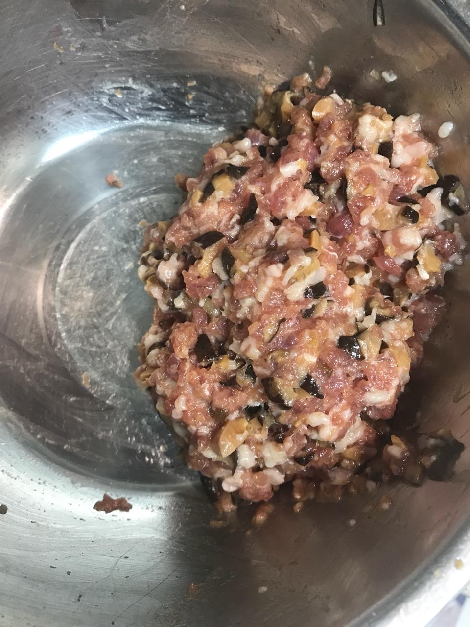 美丽的冬菇凉：冬菇酿