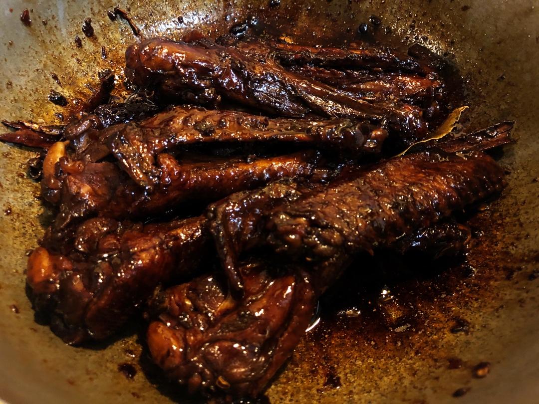 周黑鸭味～～～鸭翅 鸭爪