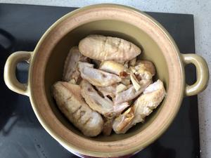 沙姜盐焗鸡翅（砂锅版）的做法 步骤5