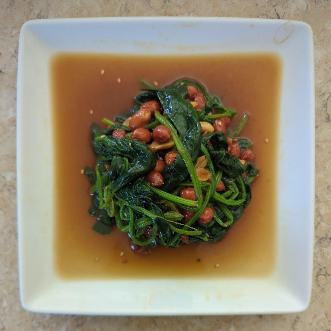 果仁凉拌菠菜（4人份）