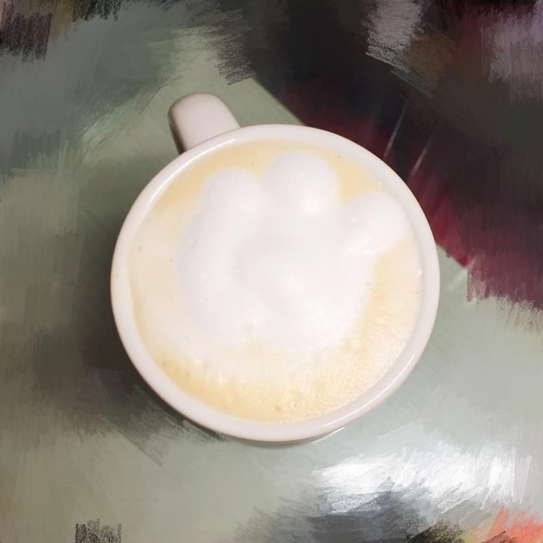 我得意地吃(˶‾᷄ ⁻̫ ‾᷅˵)