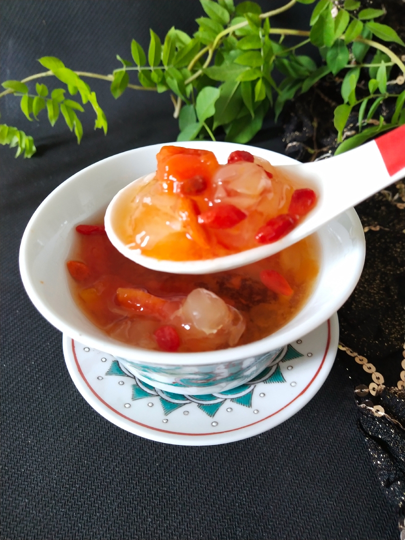 木瓜红枣炖皂角米的做法
