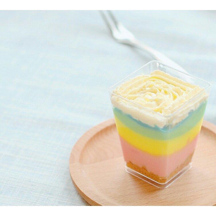 彩虹慕斯杯