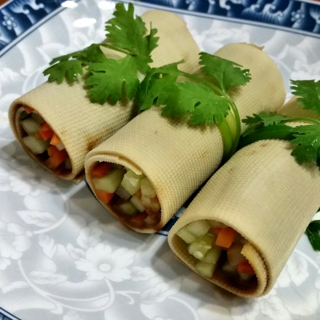豆皮卷（Skin of Tofu Rolls)