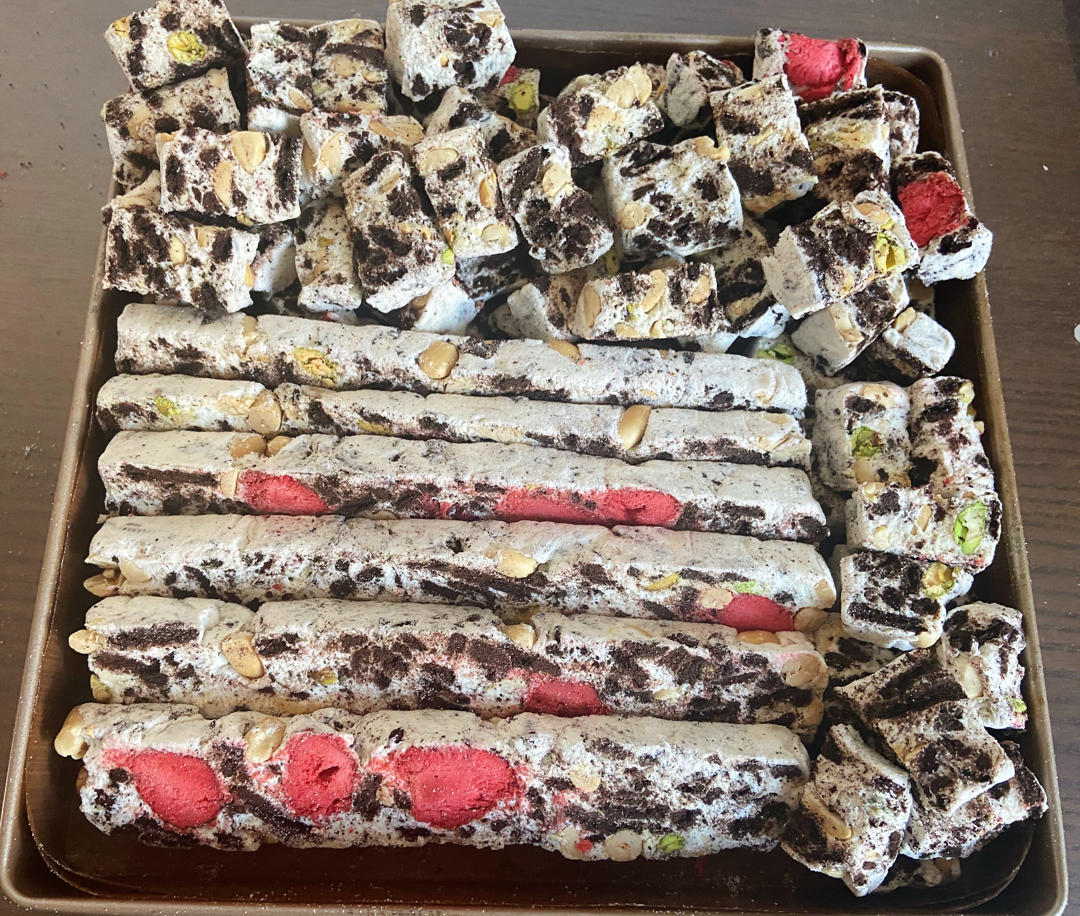 奥利奥草莓雪花酥