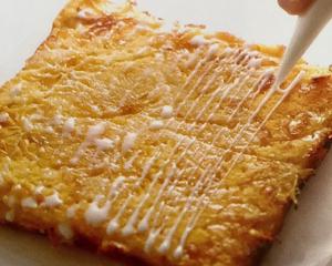 享受周末必吃的蜂蜜柠檬糖霜蛋糕的做法 步骤10